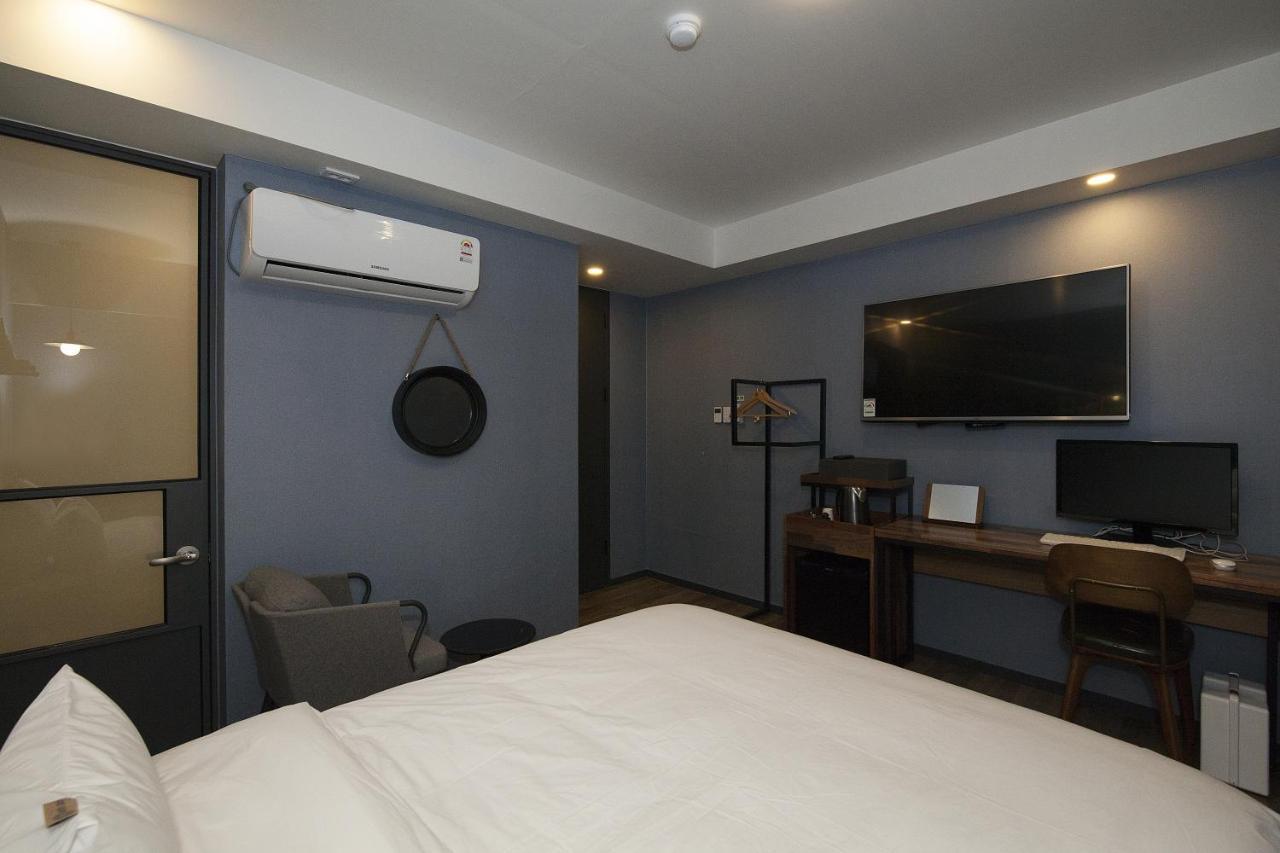 The Hotel Gray Busan Exterior photo