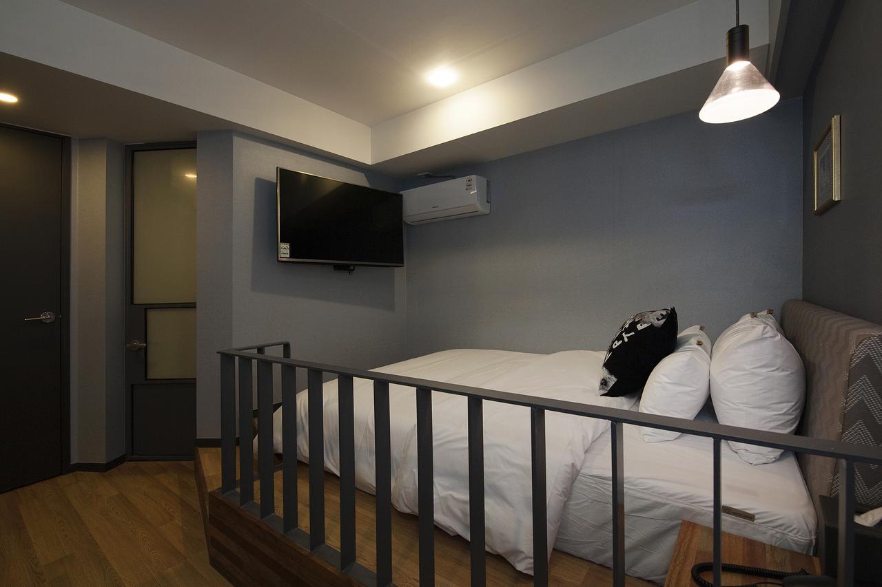 The Hotel Gray Busan Exterior photo